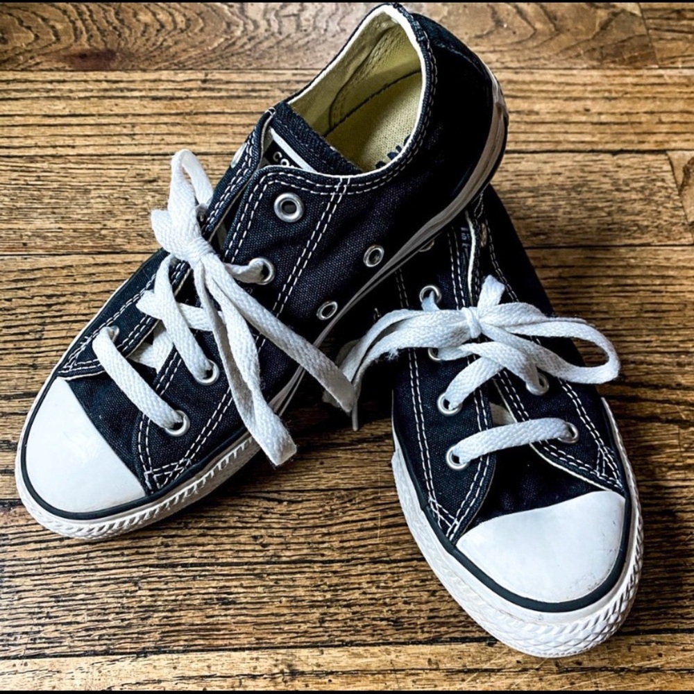 Kids Black Converse Low Top Allstar Kicks